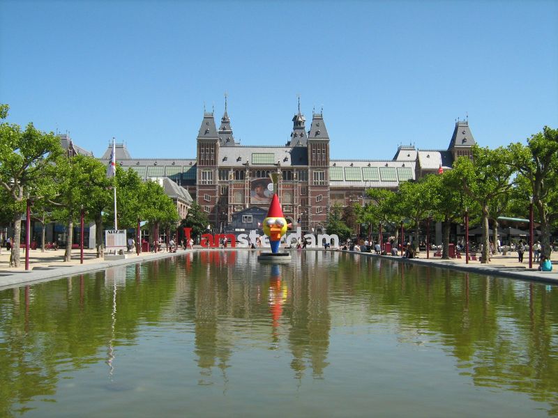 Amsterdam, Rijksmuseum od innej strony